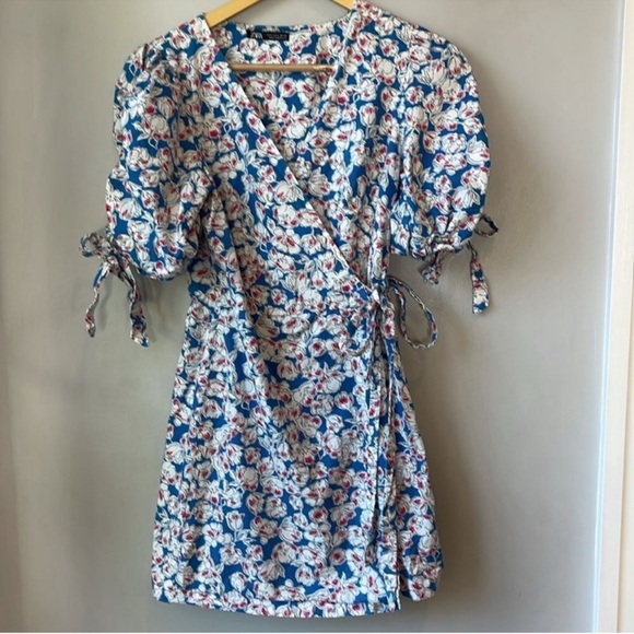 Zara Poplin Wrap Dress Floral Print Blogger Favorite - Picture 7 of 13